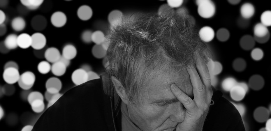 Confusion, depression, sad, old, old age, retirement, despair